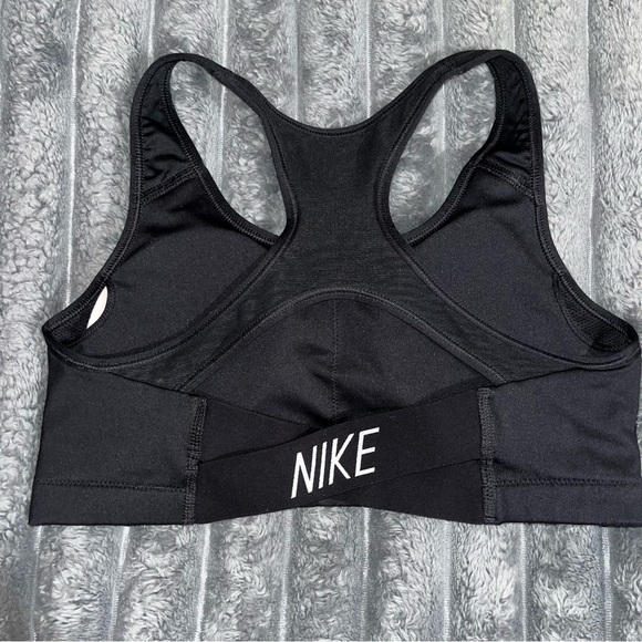 Nike Sports Bra - Picture 3 of 7